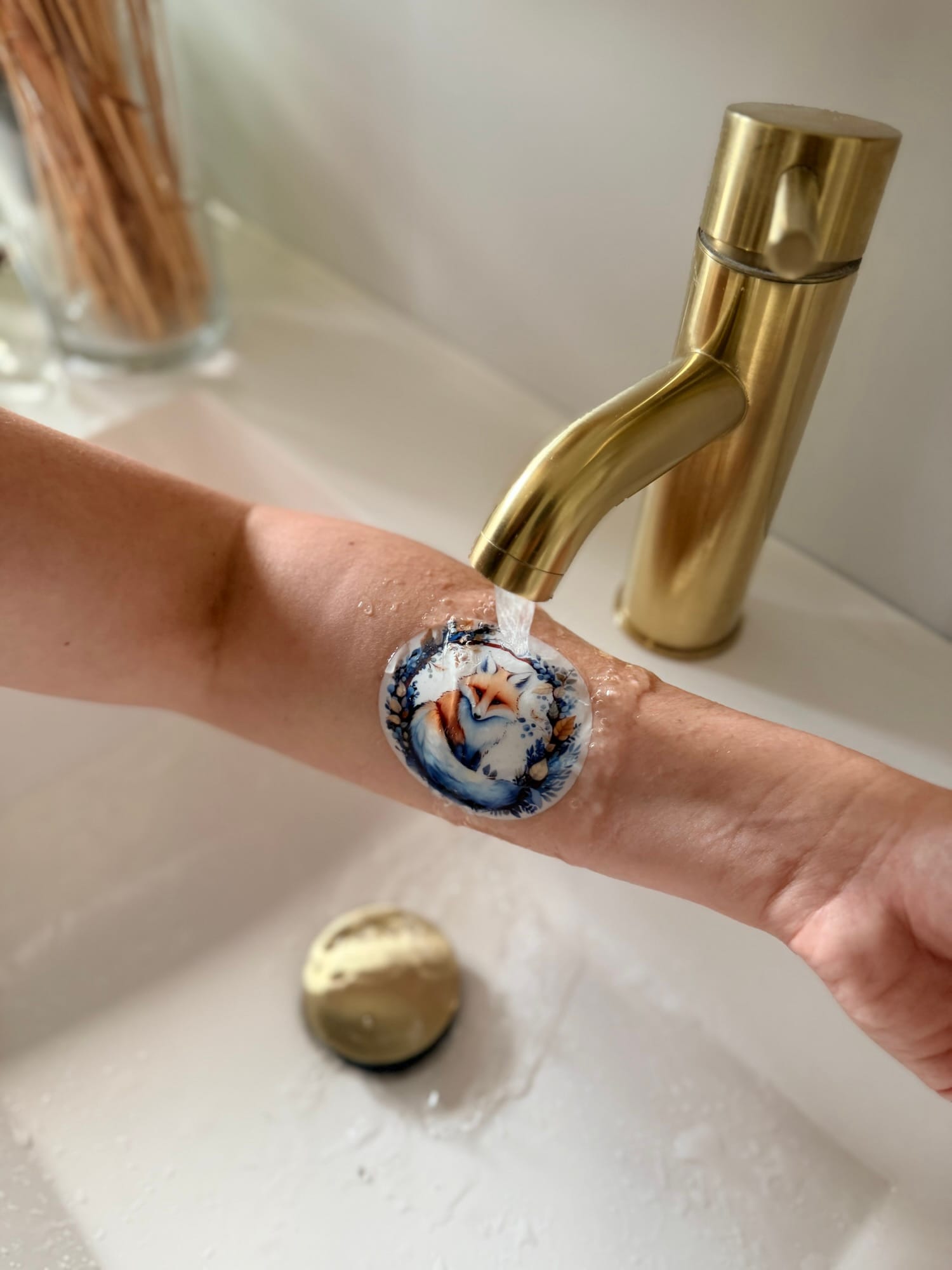 Couvre-mamelon réutilisable Fières au motif renard porté sous l’eau